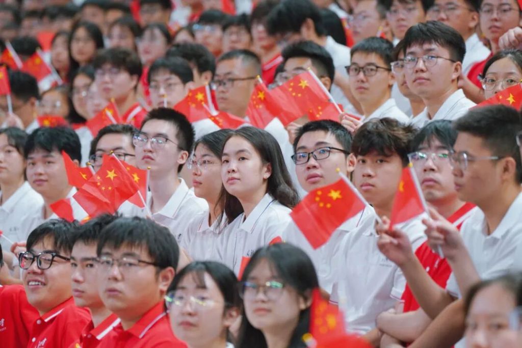 武大开学典礼2020_武汉大学2021开学典礼致辞_