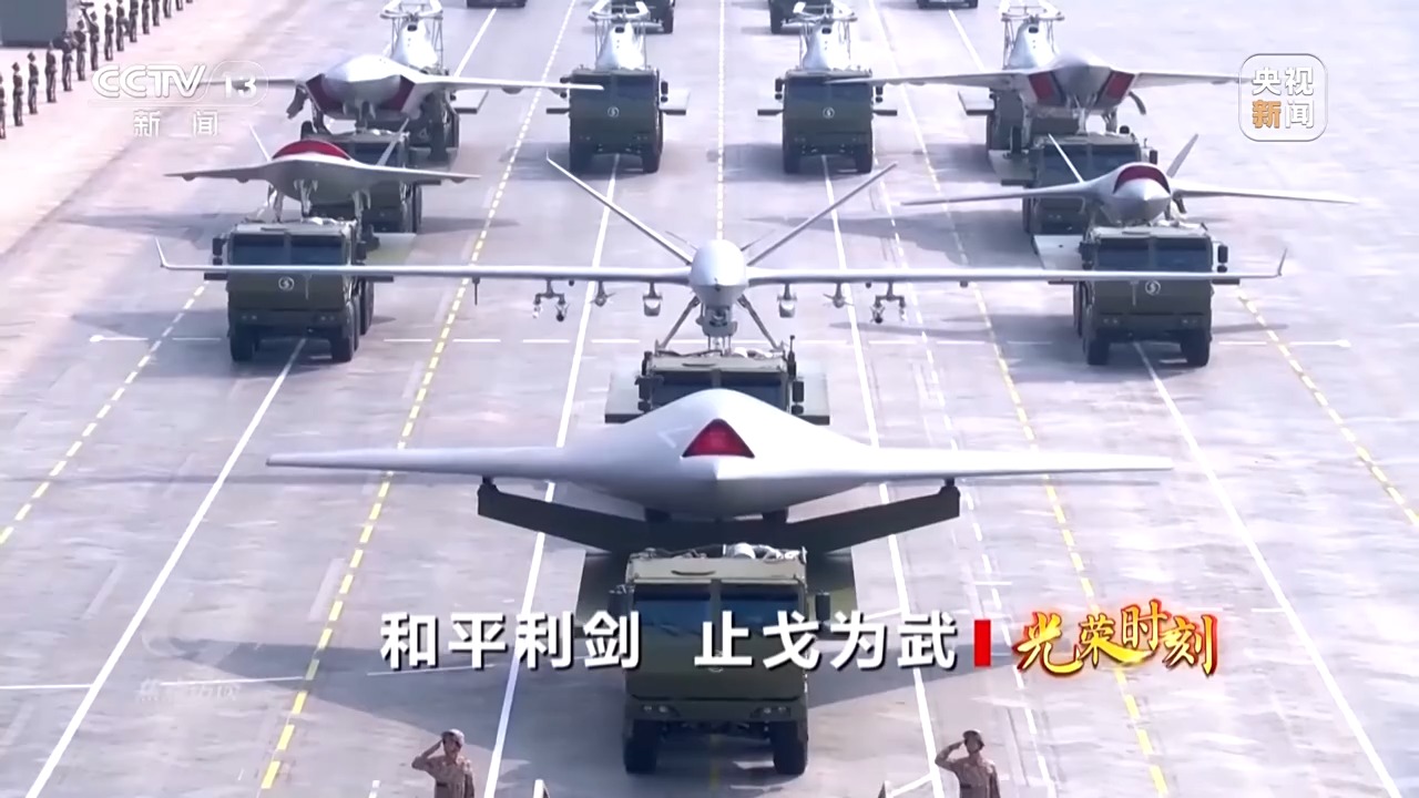 焦点访谈丨铁甲生辉 重器列阵 解密守护和平的“国之重器”__焦点访谈丨铁甲生辉 重器列阵 解密守护和平的“国之重器”