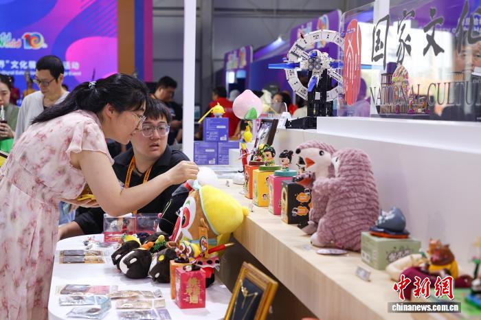 突破13.6万亿美元__美国万亿复苏计划