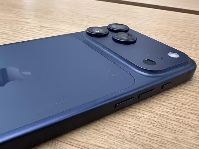 苹果12蓝色划痕__iphone蓝色掉漆