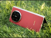 折叠屏手机市场：华为、三星之后，谁能成为第三位千万级玩家？