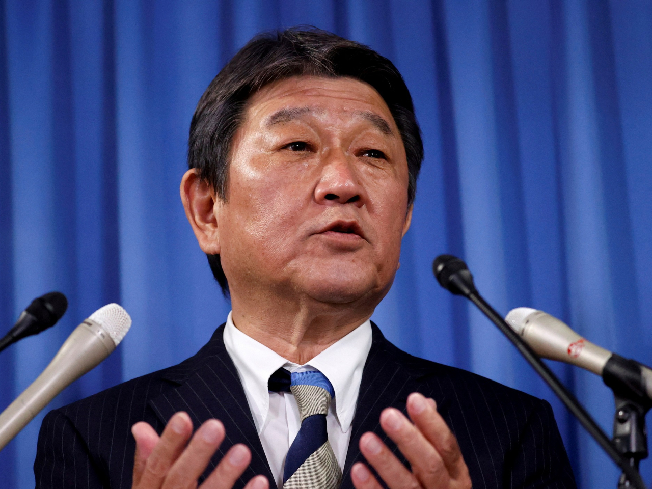 日本自民党总裁五强争霸，谁会是最后赢家？__日本自民党总裁五强争霸，谁会是最后赢家？