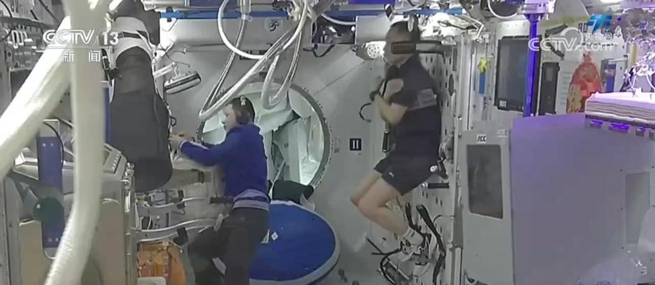 _太空出差记_太空出差差旅费标准