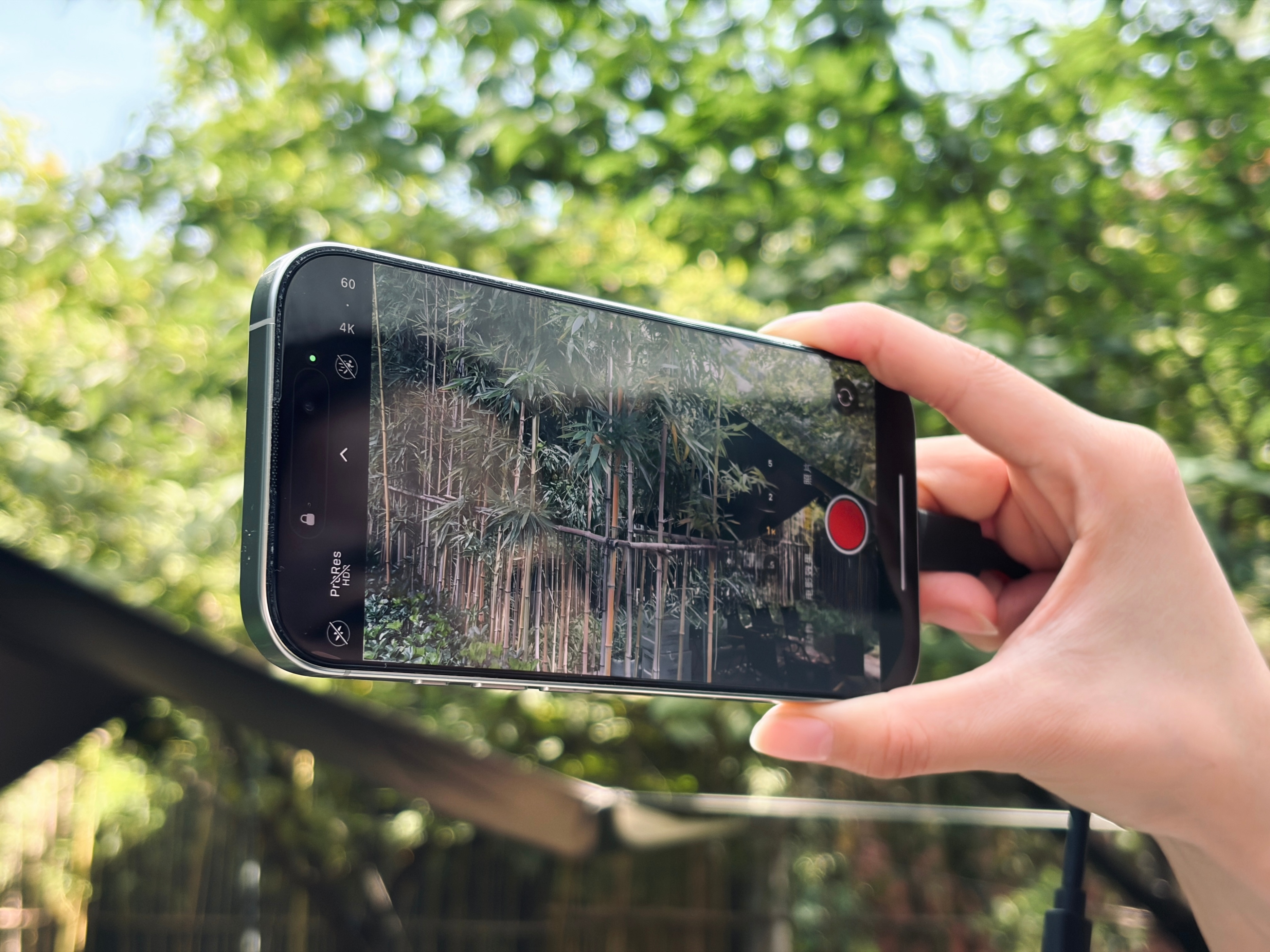 固态硬盘存储视频__固态硬盘隐藏分区是干什么的