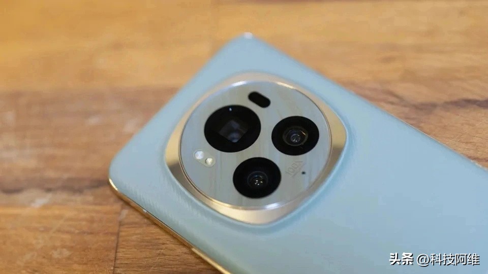 荣耀豁出去了，从6199元降至2736元，高配旗舰清仓“大跳水”_荣耀豁出去了，从6199元降至2736元，高配旗舰清仓“大跳水”_