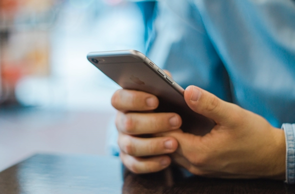 电子消费场域的隐形监控：自动贩卖机可能成为生物信息“捕手”