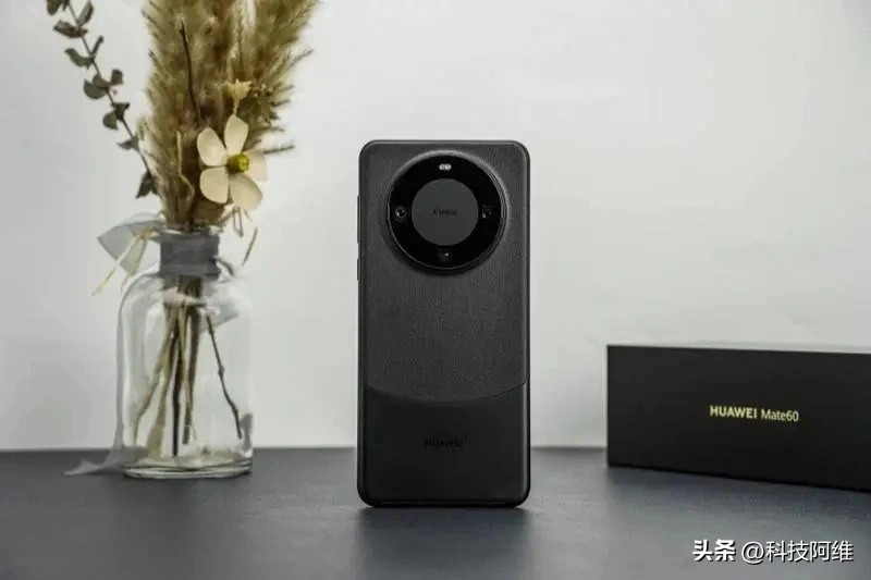 华为屏幕降价_华为降价最多的手机_