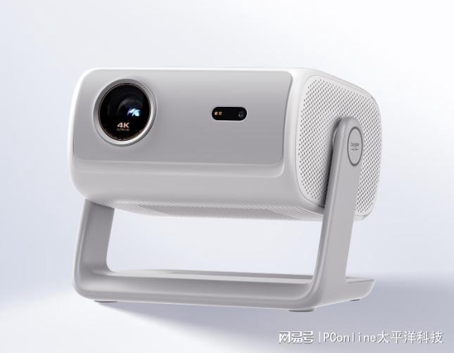 _当贝D7X Pro：当光影遇上智慧，三色激光重塑家庭观影标准_当贝D7X Pro：当光影遇上智慧，三色激光重塑家庭观影标准