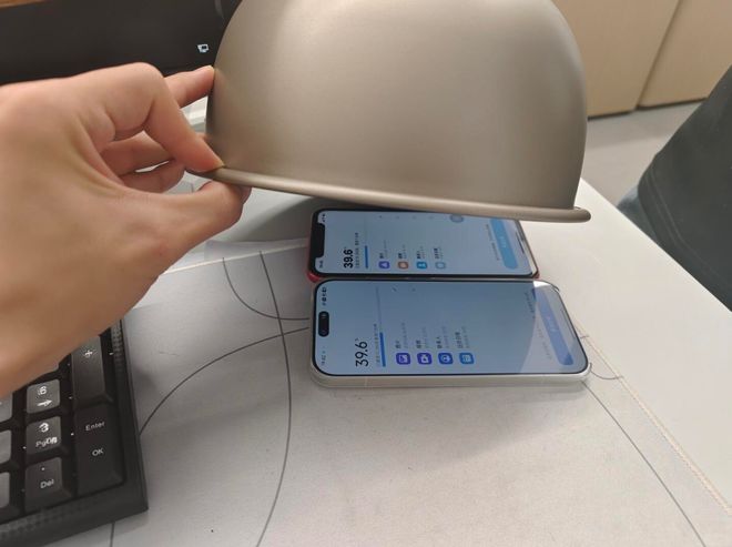 _用铁盒助力数据迁移,手机厂商卷出新花样_用铁盒助力数据迁移,手机厂商卷出新花样