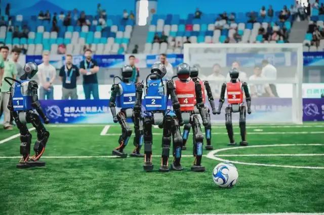 苹果智能是谁__苹果开创智能机时代