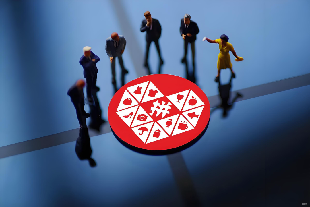 12字复盘拼多多十年：宠用户、卷商家、事必成、显失衡