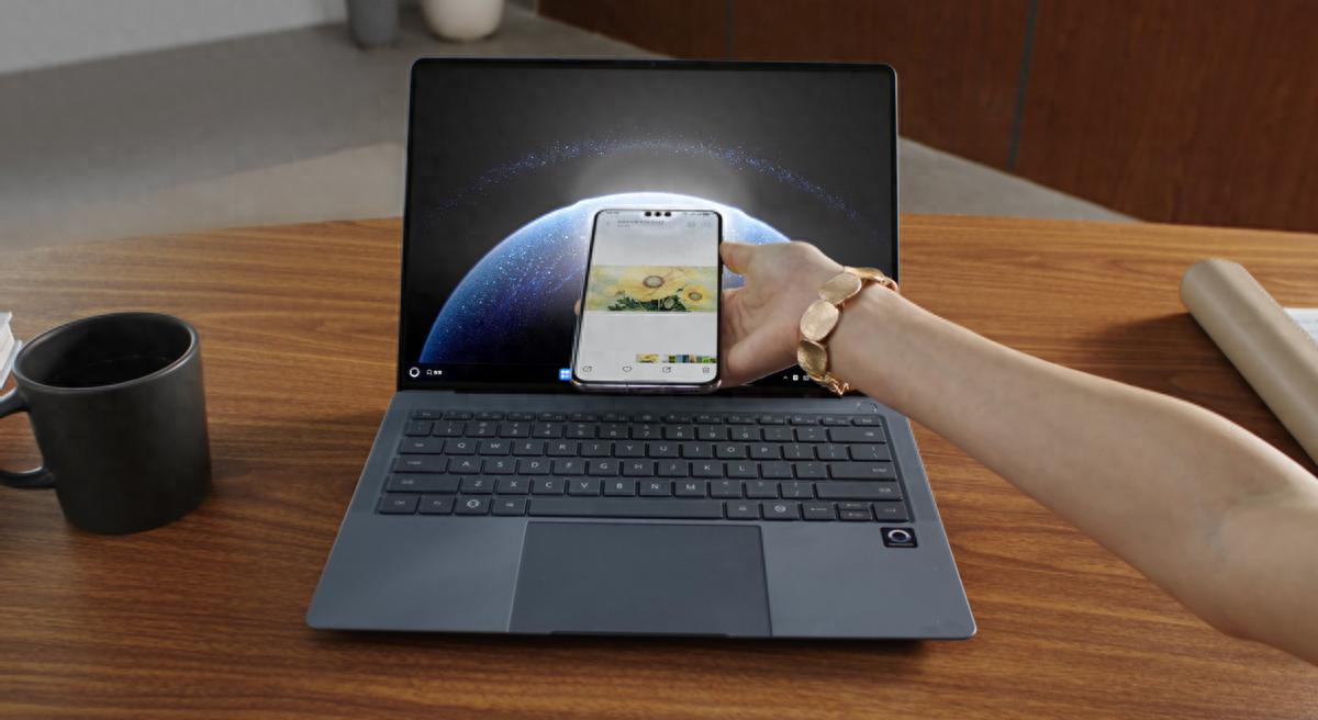 碰一碰即传文件！HarmonyOS 6让鸿蒙电脑跨设备分享更加高效