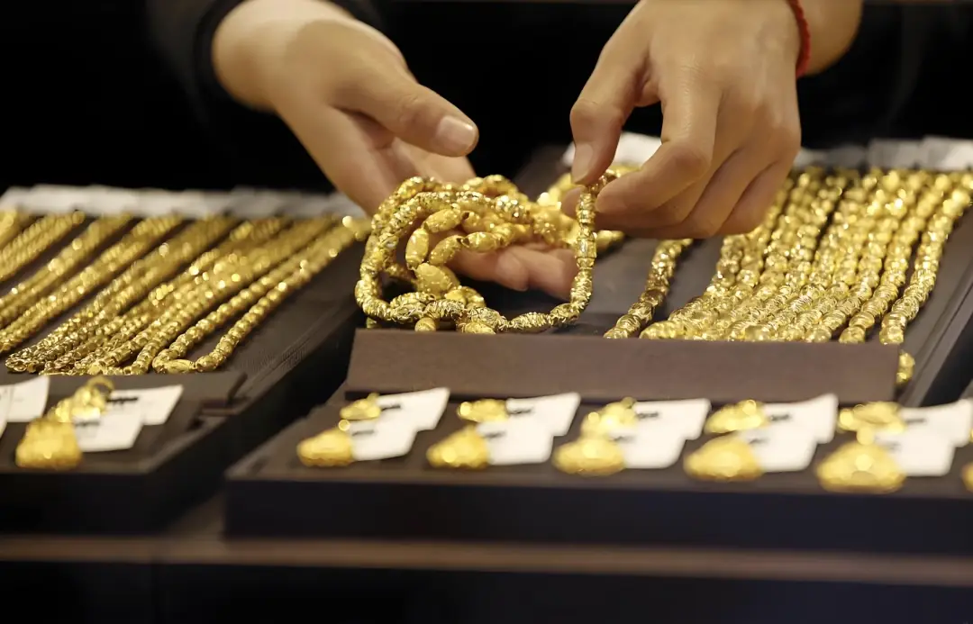 金价大幅震荡__今日金价震荡