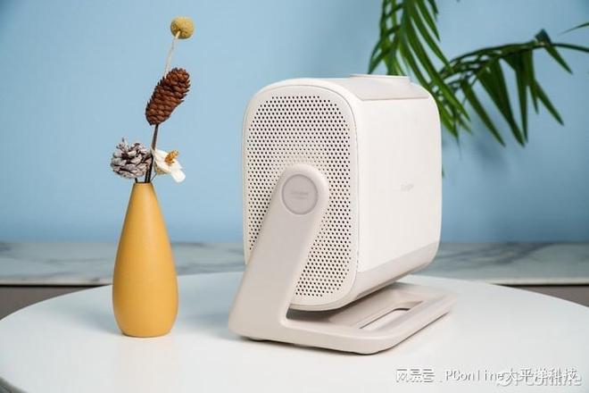 当贝D7X评测：三色激光降维打击 2000元档投影“黑马”__当贝D7X评测：三色激光降维打击 2000元档投影“黑马”