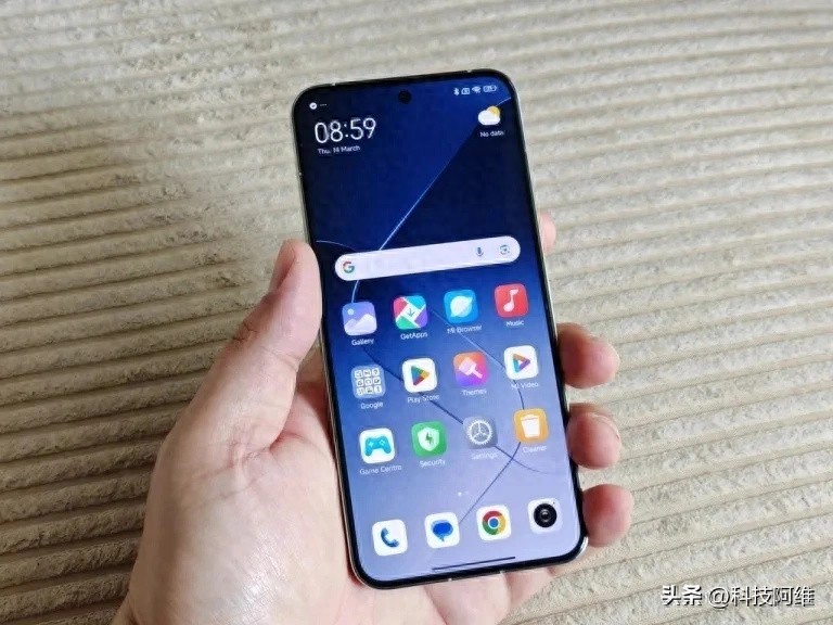 16GB+512GB，双11“售价腰斩”的3款手机，依然还能再战五年