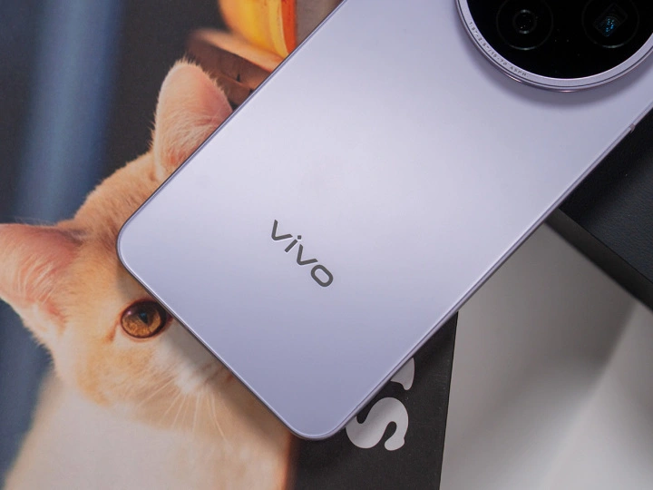 双2亿镜头！vivo X300 Ultra将走向全球市场