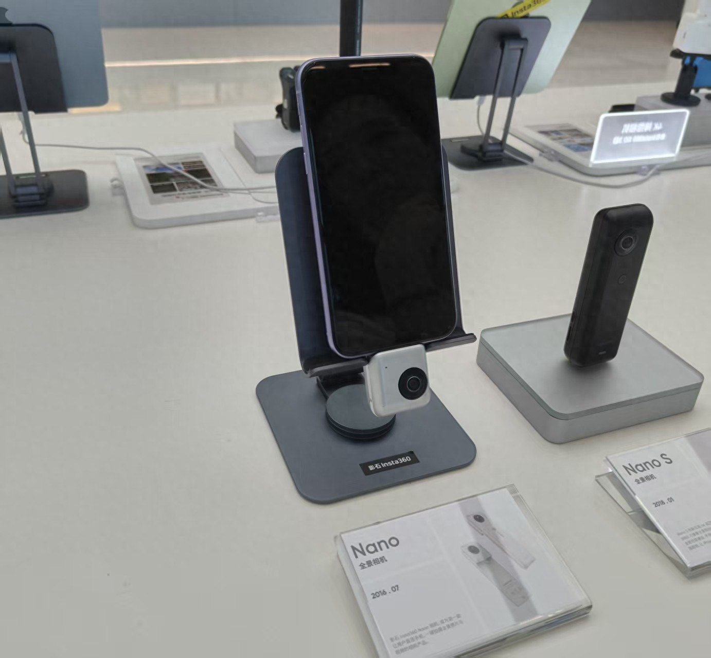 机构数据“打架”，与大疆交锋升级！影石回应市场份额下降