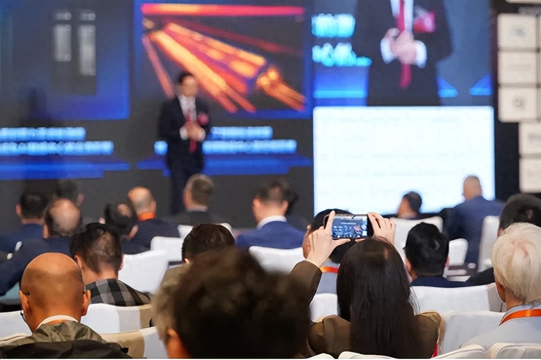 新华三Digital Tour 2025在香港举行 “Synergy+”开启数字港澳美好明天