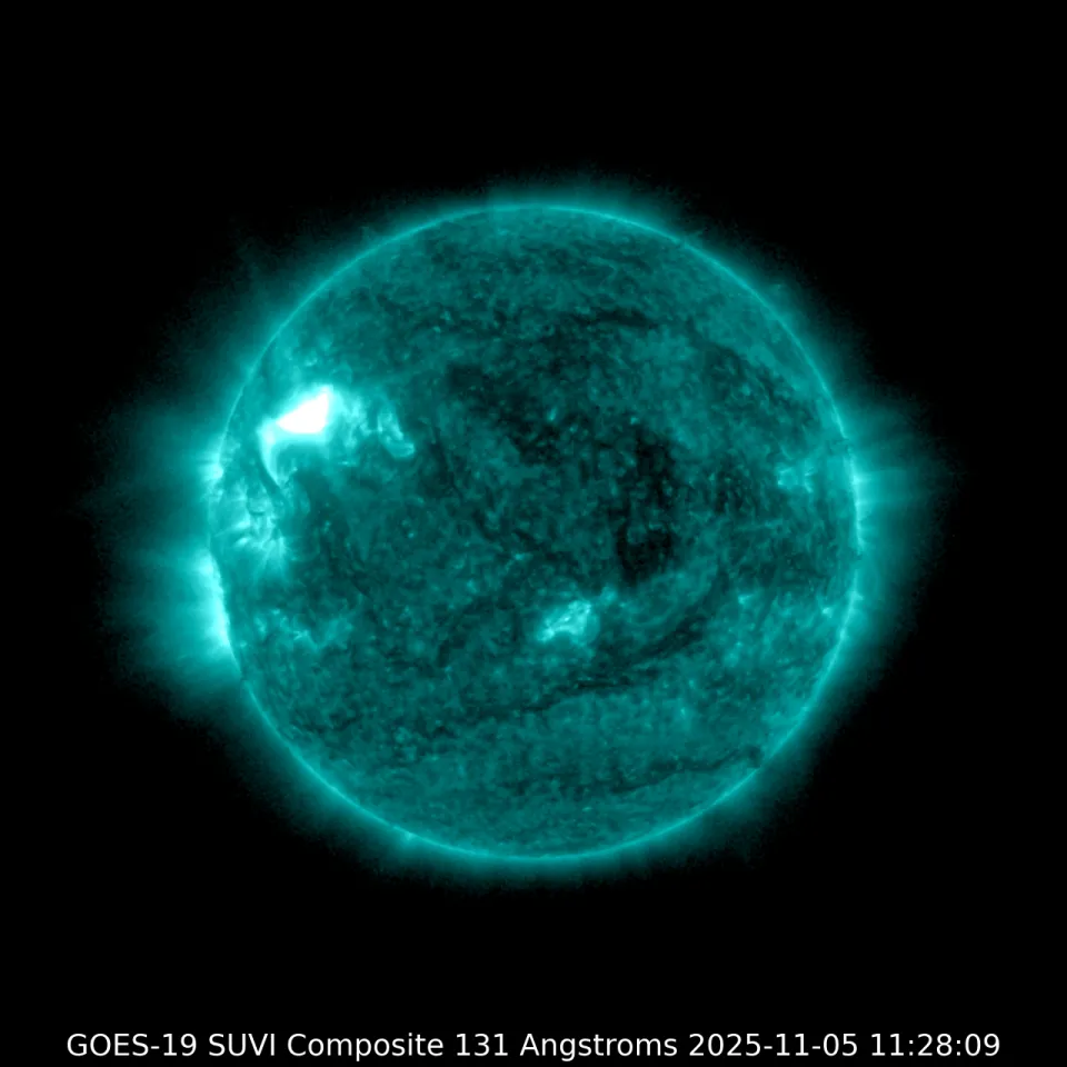 太阳爆发活动持续!极光预报发布,可能出现红绿极光