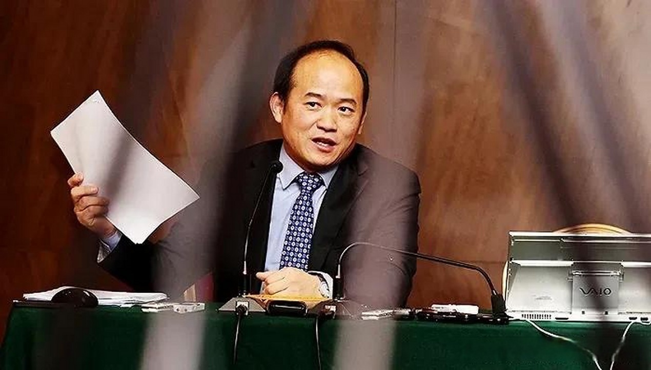 风暴眼丨因为“油罐车”事件，前湖北首富和金龙鱼“打”起来了__风暴眼丨因为“油罐车”事件，前湖北首富和金龙鱼“打”起来了