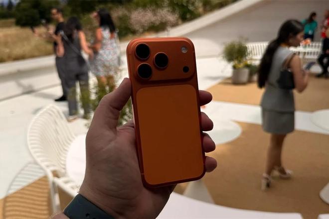 小米手机充苹果__小米手机给苹果手机充电好不好