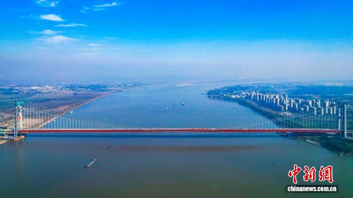 长江大桥的跨度__大型跨江大桥