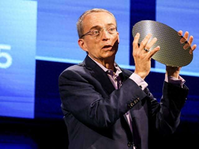 前英特尔CEO基辛格预言:量子计算2年内普及加速戳破AI泡沫