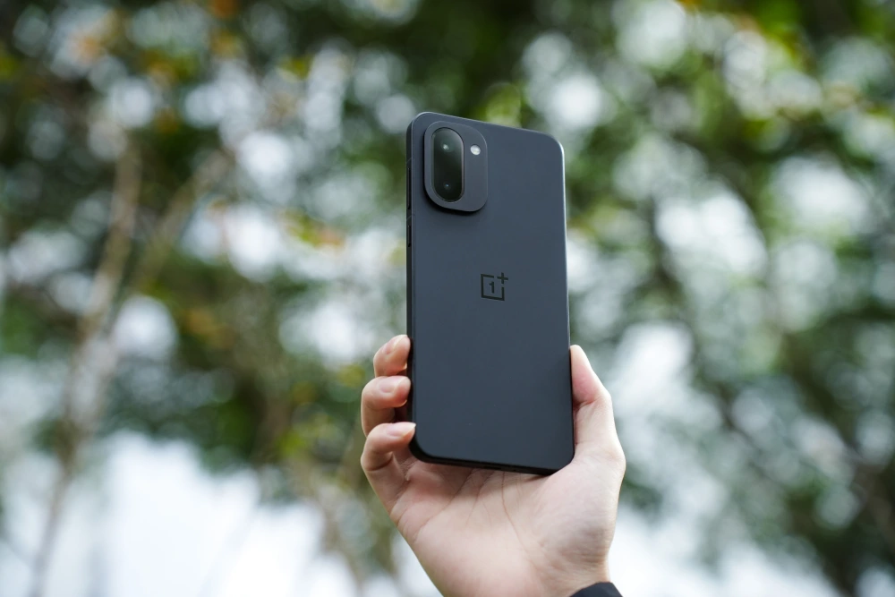 一加 Ace 6T续航体验：8300mAh+100W超Max组合，让你告别电量焦虑