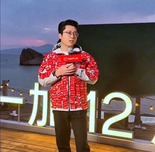 续航性能最好的手机_全民飞机大战2020新机预告_