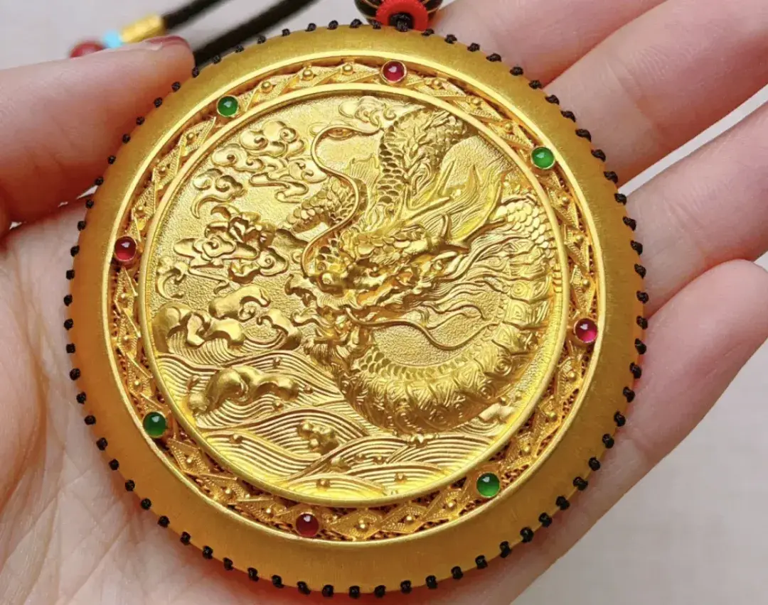 _老铺黄金太贵了_老铺黄金有收藏价值吗