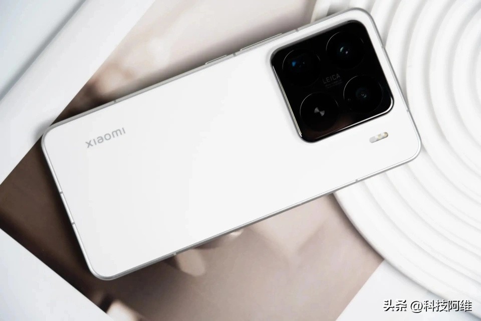 16年旗舰手机__三星旗舰手机是哪款