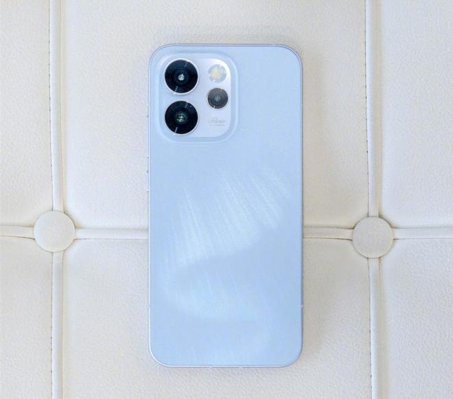 荣耀系列手机区别的对比_荣耀和vivo哪个性价比高_