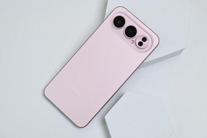 _荣耀和vivo哪个性价比高_荣耀系列手机区别的对比