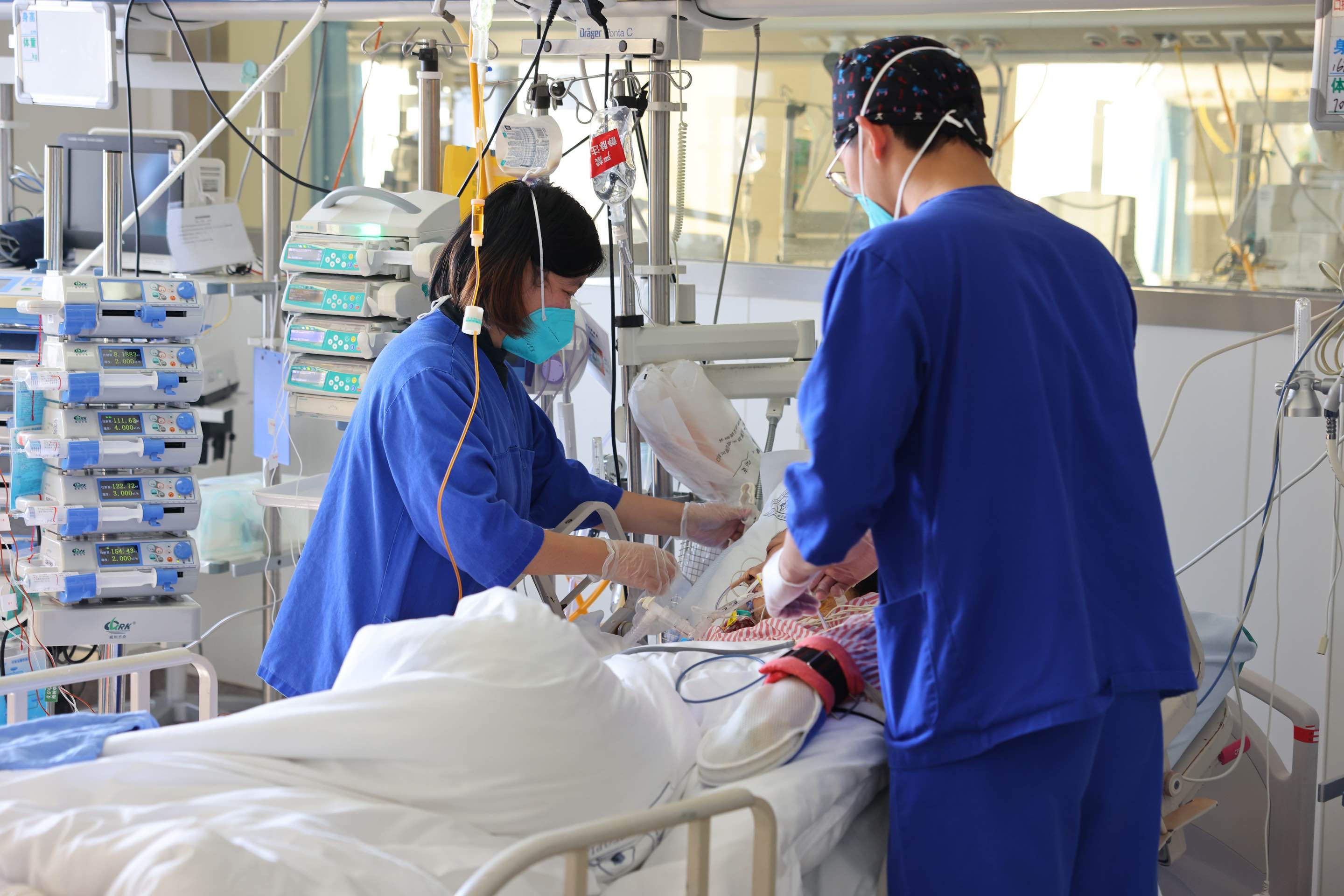 _养老院监护人孤老_无子女的老人进养老院的条件