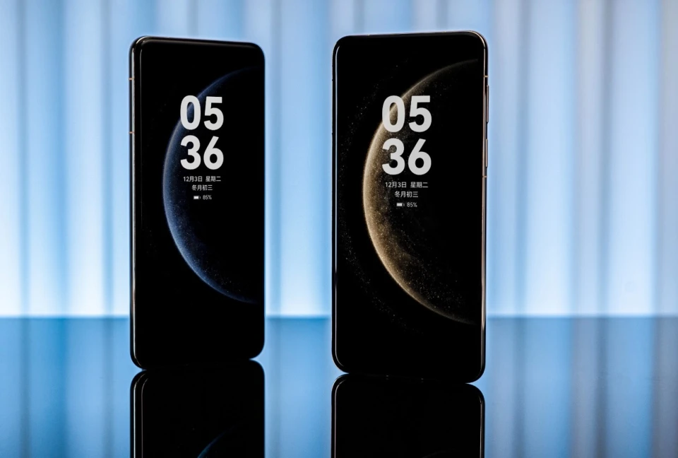 ​华为顶不住了，Mate 70 Pro售价一降再降，512GB暴跌2352元，花粉可以捡漏了