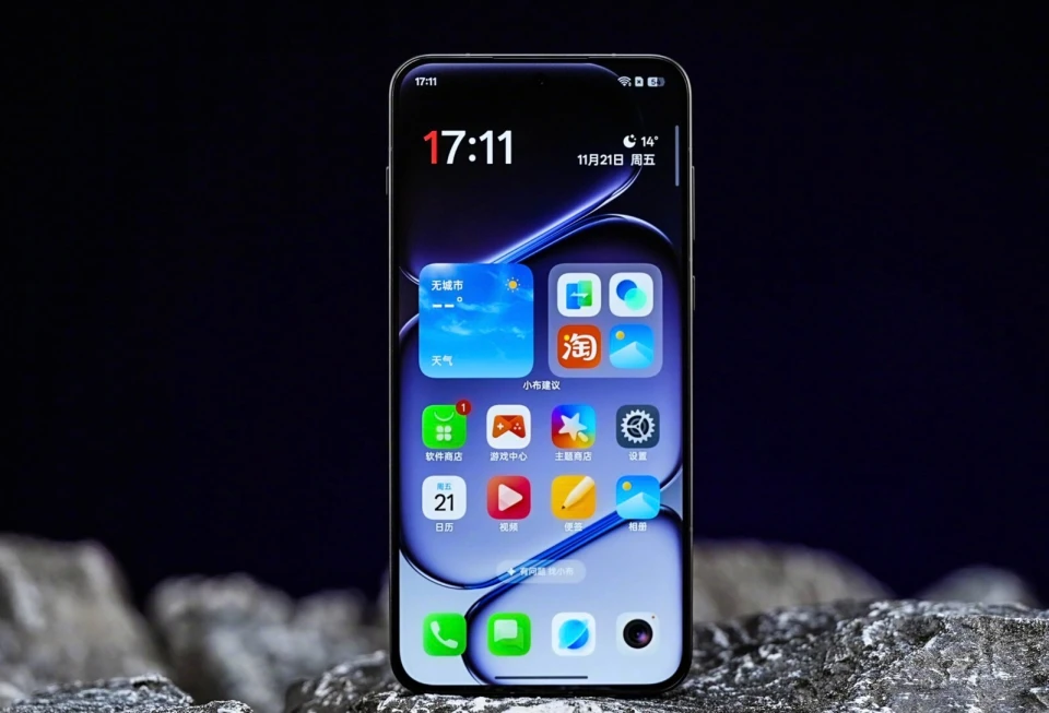 2025“最有诚意”的一款手机，骁龙8Gen5+8300mAh+165Hz，低至2159元