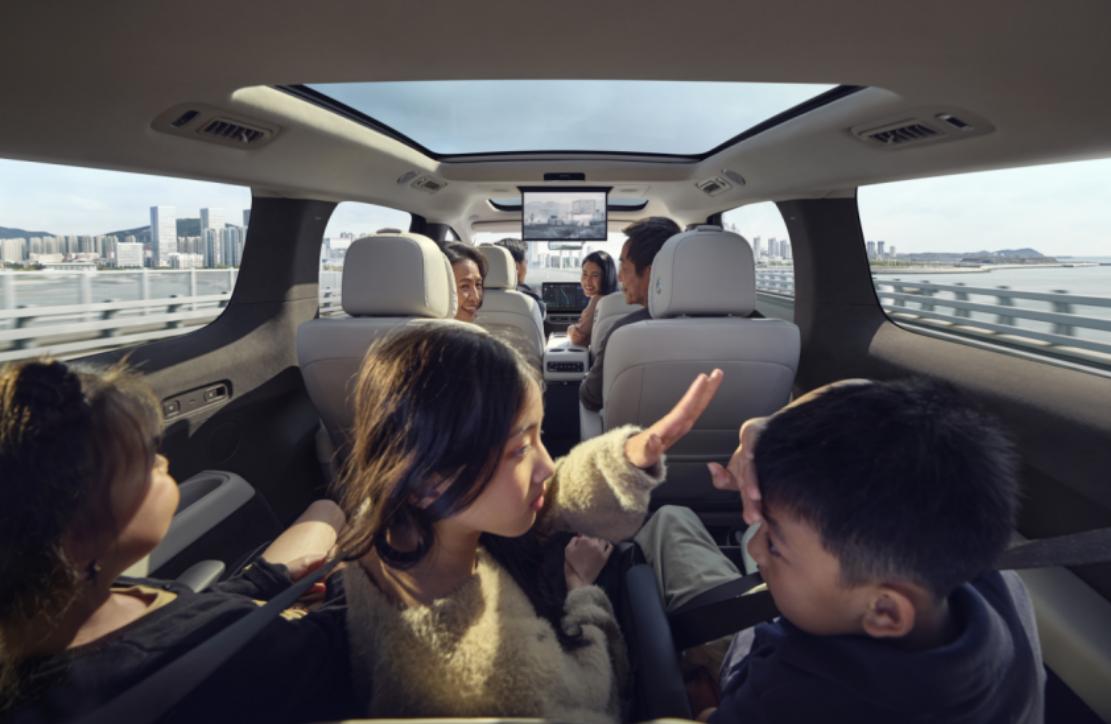 西方最大电池厂破产，理想年销量突破50万辆，新能源进决赛圈了？__西方最大电池厂破产，理想年销量突破50万辆，新能源进决赛圈了？