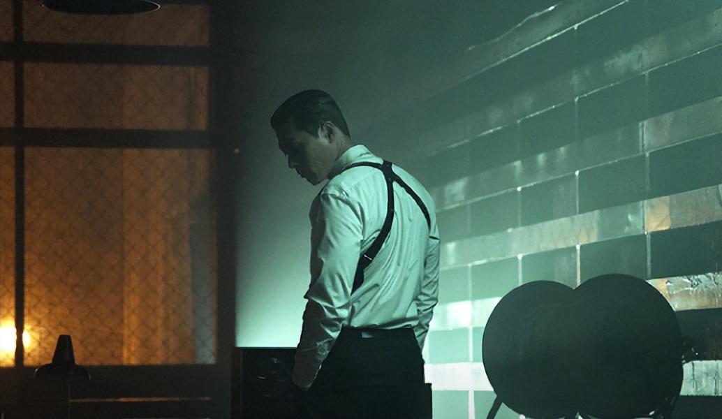 韩剧鲜肉男神扎堆回归_密爱100分男神引入怀_