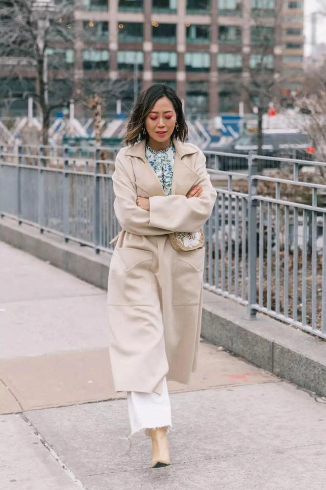 _长款靴子怎么搭配外套_短靴流行