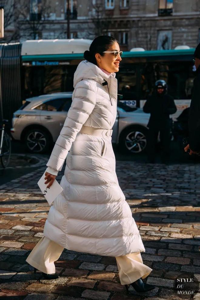 _长款靴子怎么搭配外套_短靴流行