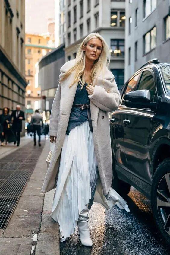 长款靴子怎么搭配外套__短靴流行