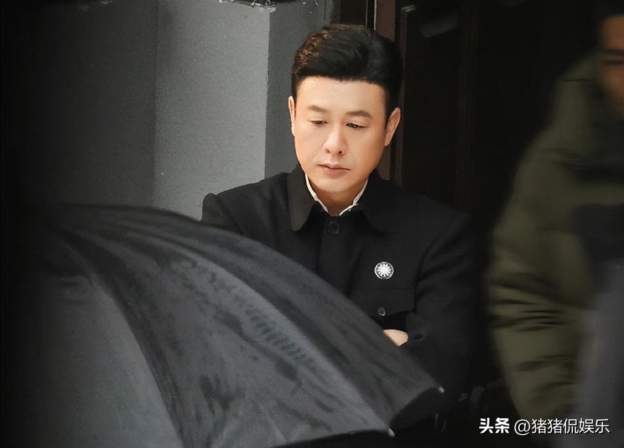 继《潜伏》后，孙红雷再携谍战剧来袭，看清演员阵容，要爆了_继《潜伏》后，孙红雷再携谍战剧来袭，看清演员阵容，要爆了_