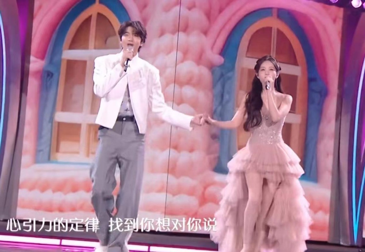 2014跨年晚会杨幂__孟子坤杨幂