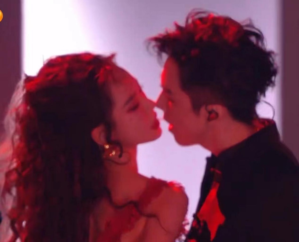 孟子坤杨幂_2014跨年晚会杨幂_