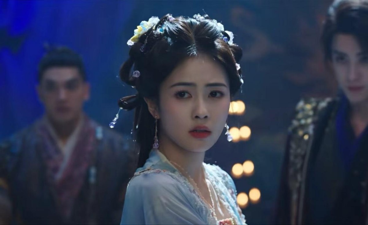 才播5集，冲到榜单第一，剧情过瘾，《白月梵星》成功让观众入坑__才播5集，冲到榜单第一，剧情过瘾，《白月梵星》成功让观众入坑