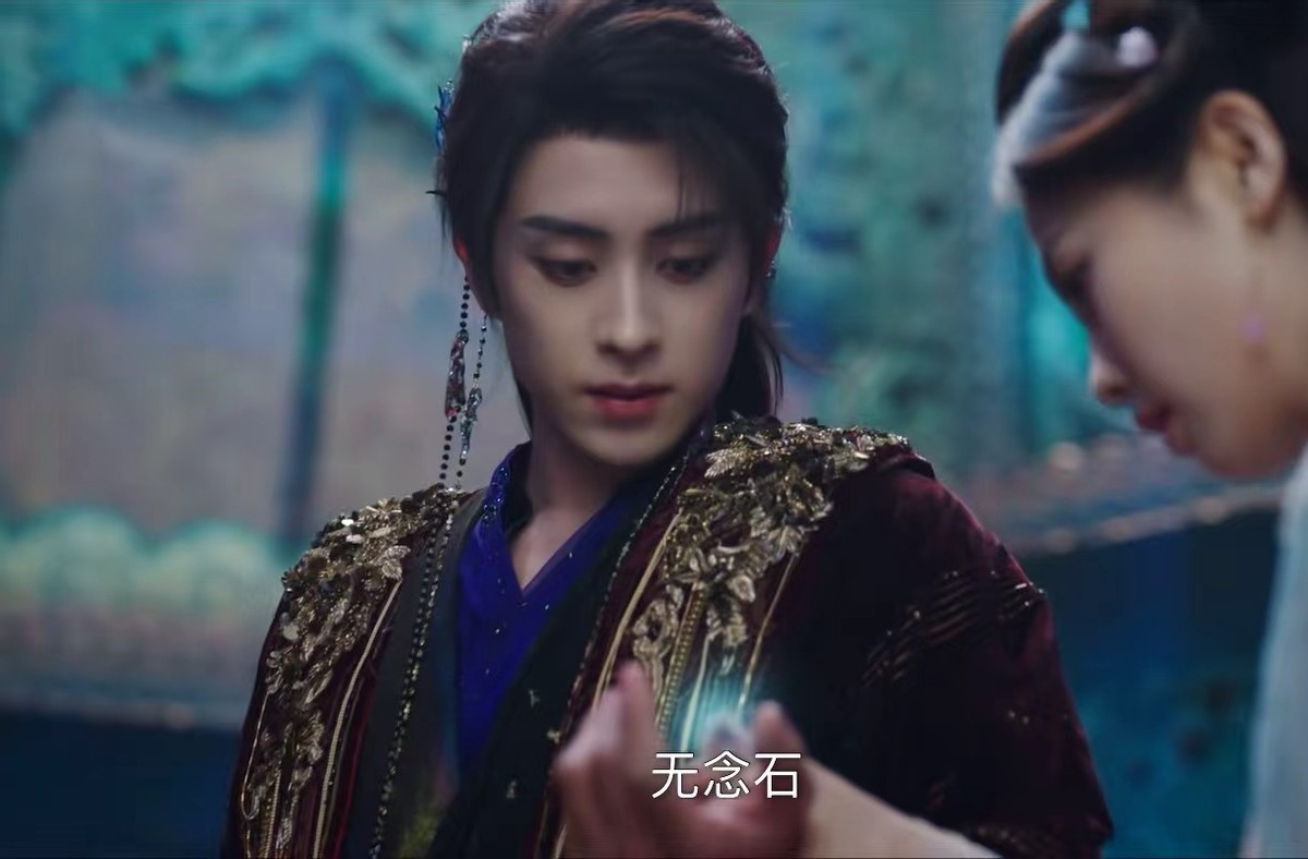 才播5集，冲到榜单第一，剧情过瘾，《白月梵星》成功让观众入坑_才播5集，冲到榜单第一，剧情过瘾，《白月梵星》成功让观众入坑_