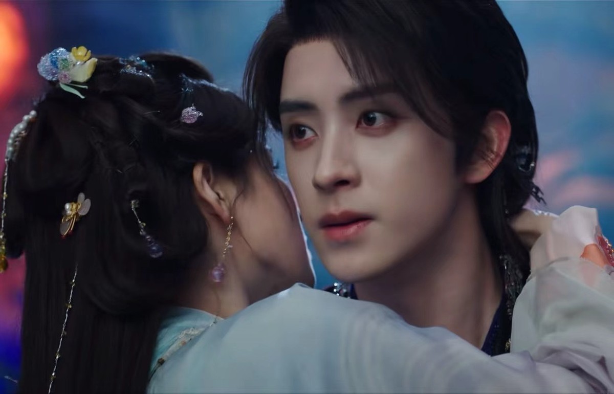 才播5集，冲到榜单第一，剧情过瘾，《白月梵星》成功让观众入坑__才播5集，冲到榜单第一，剧情过瘾，《白月梵星》成功让观众入坑