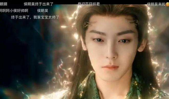 谭松韵对唱_谭松韵搭配_