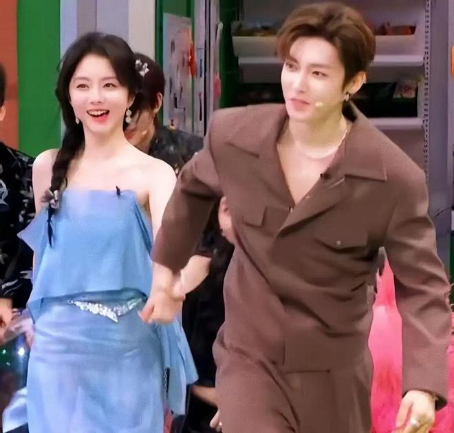 谭松韵搭配__谭松韵对唱