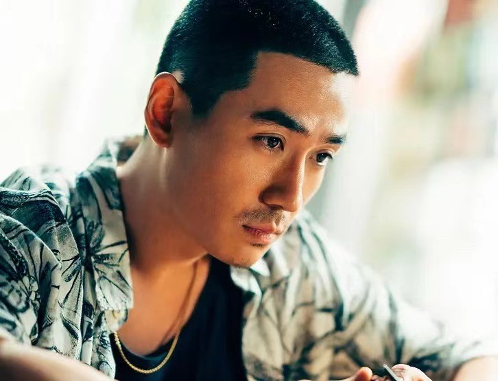 赵奕欢发福近照_金城武曝发福近照_